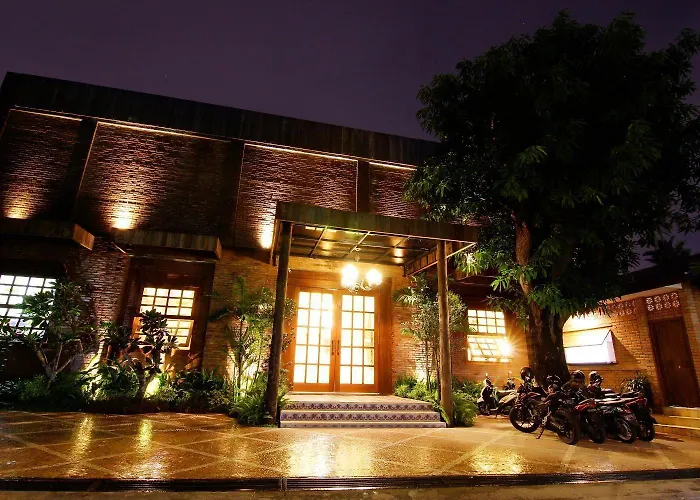 Java Villas Boutique & Resto